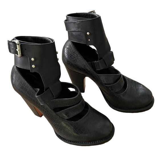 Rachel Comey Escape Strappy Heels Size 7.5